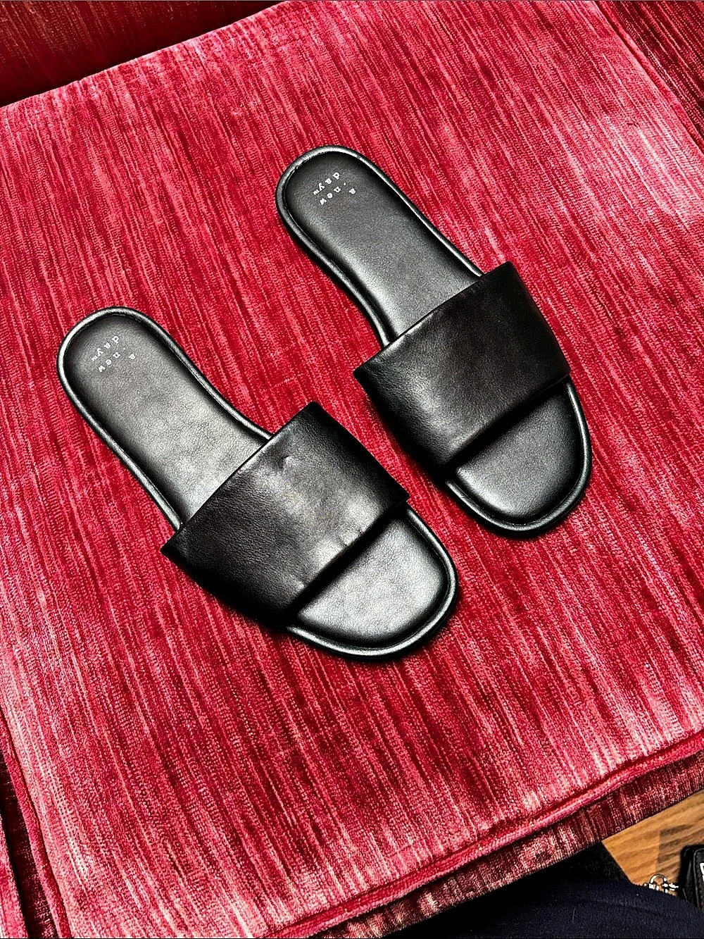 A New Day Black Slide Sandals - Picture 2 of 4